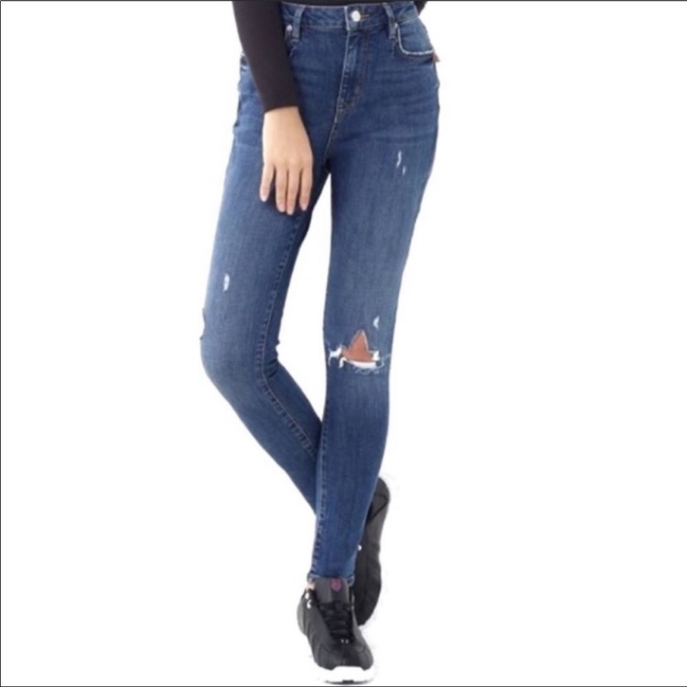 BDG Twig High-Rise Skinny Distressed Jeans